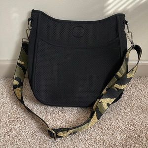 Addison Bay Guitar Crossbody